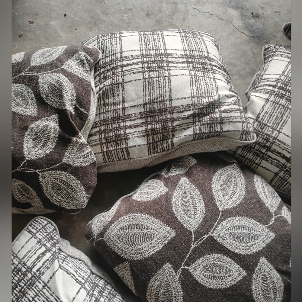 Brown and White Leaf and Plaid Throw Pillows  Perfect For Couch Or Patio